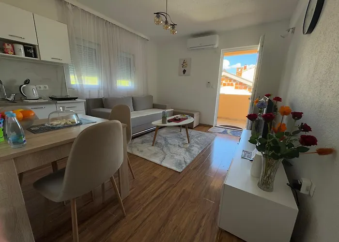 Apartment On The Way
